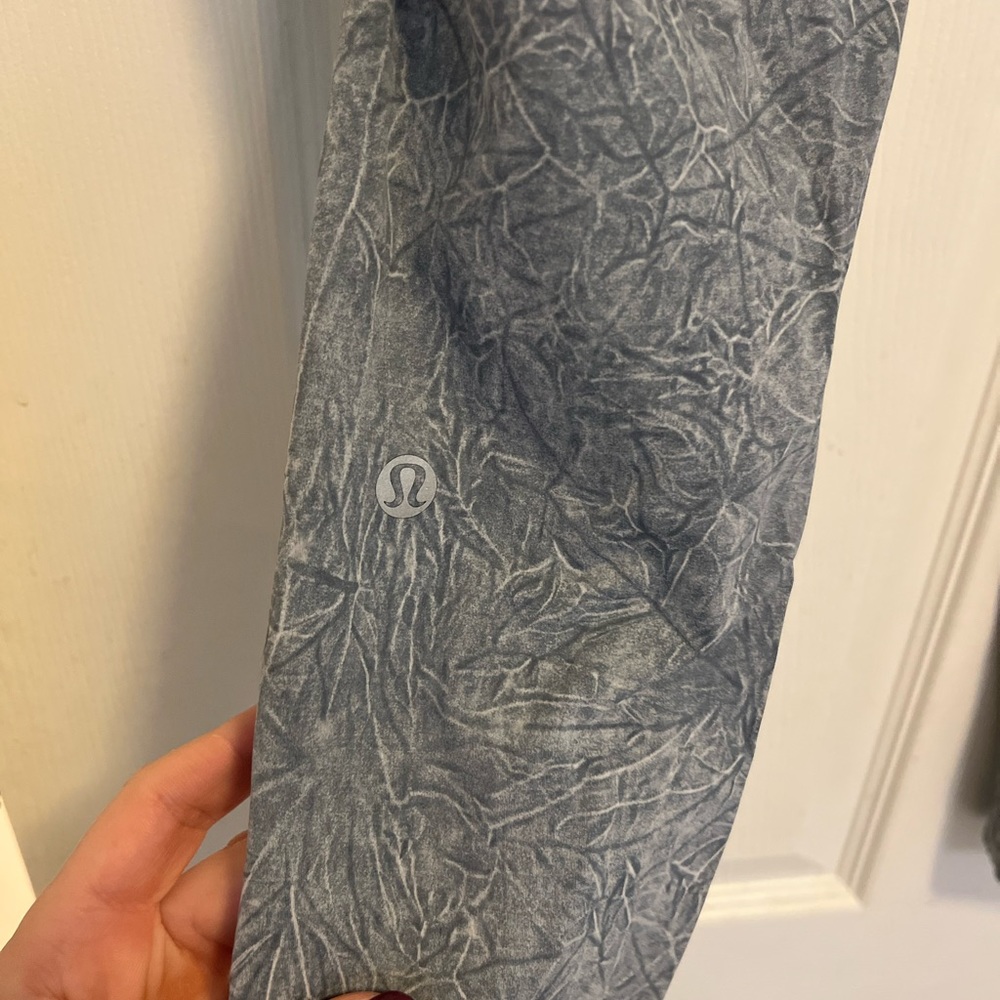 Lululemon full length leggings with pockets!